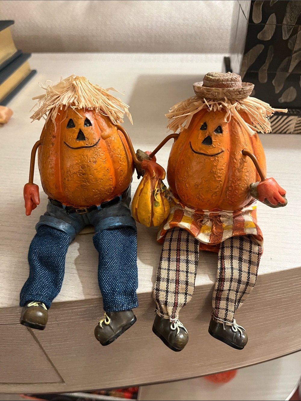Autumn Pumpkin Shelf Sitter People